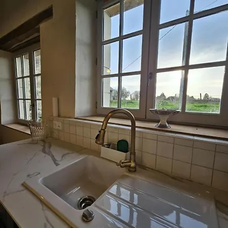 Дом отдыха De La Petite Touche Antogny-le-Tillac