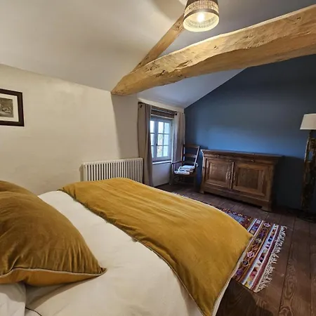 De La Petite Touche Holiday home *